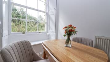 تناول الطعام