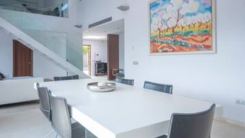 House | 5 bedrooms