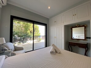 5 bedrooms - Th142 Villa Vista Alegre con Piscina Privada (Tarragona)