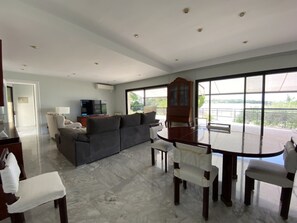 Villa - Th142 Villa Vista Alegre con Piscina Privada (Tarragona)