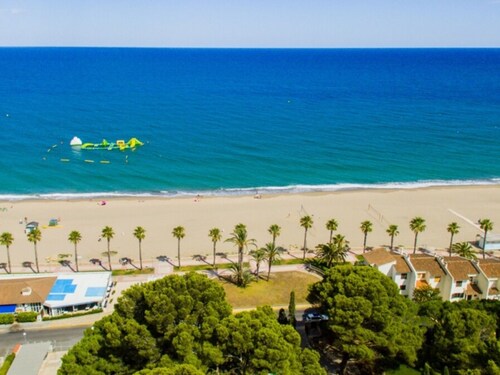 Th06 Villa in Miami Platja 6 Bedrooms