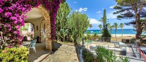 Villa | 6 dormitorios