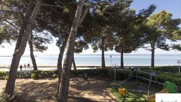 House | 5 bilik tidur