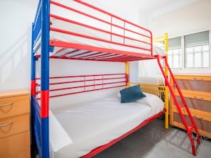 2 bedrooms