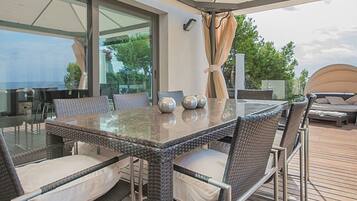 Biệt thự | 6 phòng ngủ