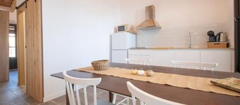Th56e Apartamentos Murmur la nit