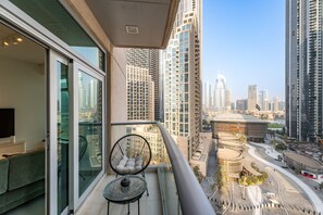 Room - The Lofts West - 601 - DT (Dubai)