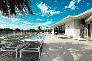 Outdoor pool, a heated pool