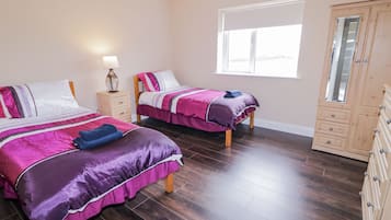 3 bedrooms, individually decorated, individually furnished