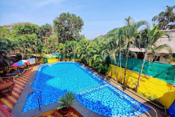 Mặt tiền nơi lưu trú