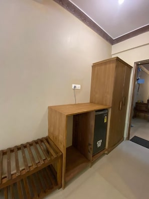 Economy Room, Balcony, Mountain View