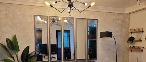 Ferienhaus, 3 Schlafzimmer, Balkon, Gartenblick | Wohnzimmer