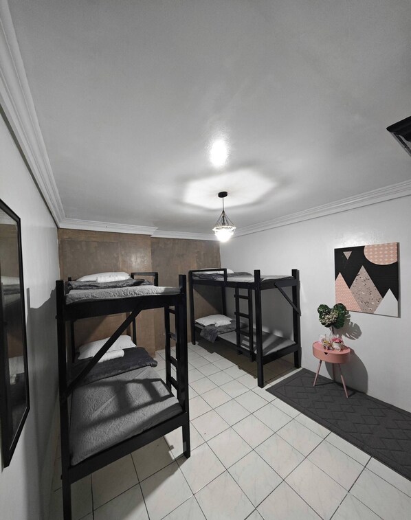 House, 3 Bedrooms, Balcony, Garden View