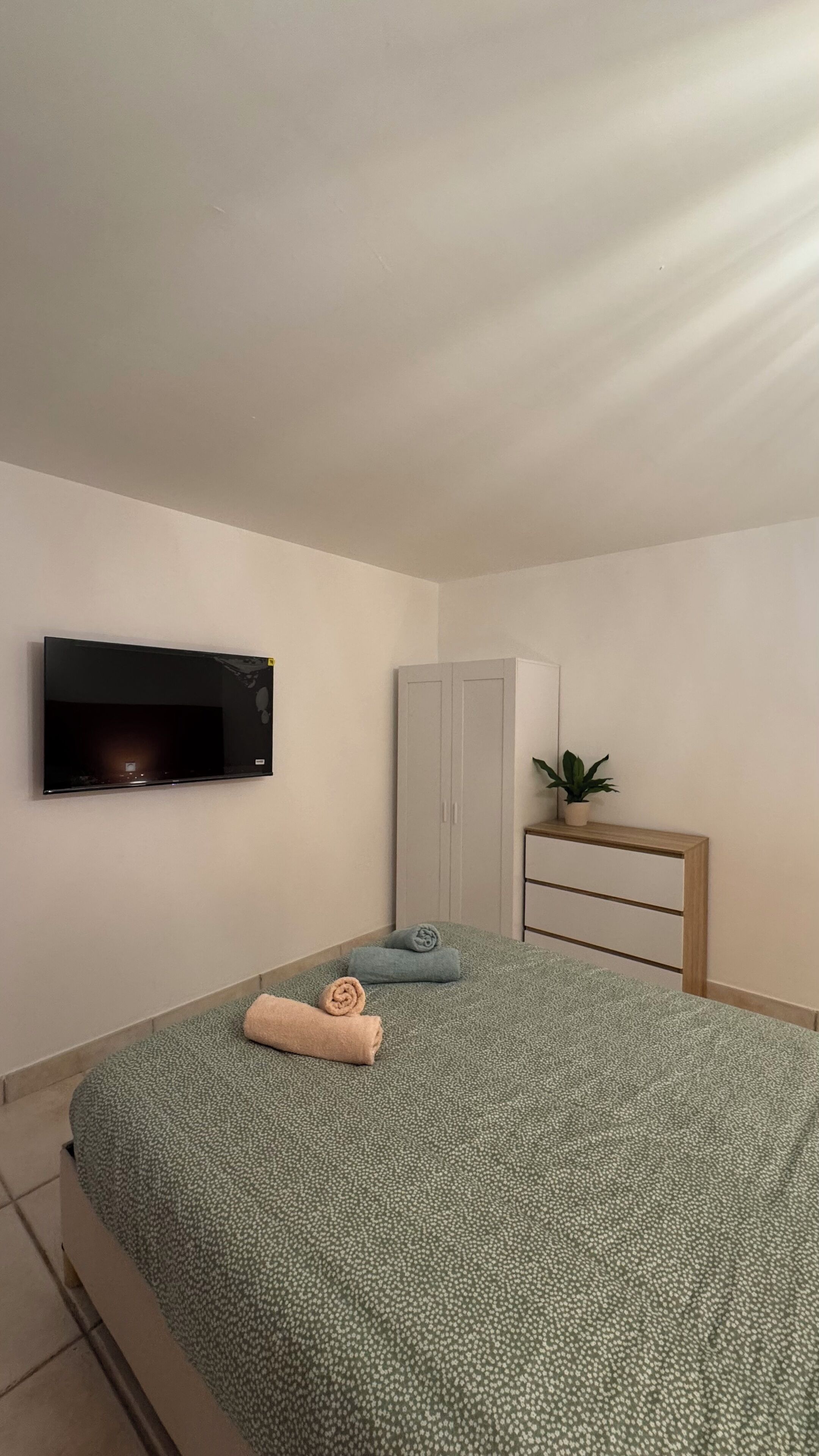 2 chambres, Wi-Fi gratuit, draps fournis