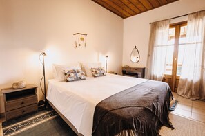 Chambre Quadruple, balcon, vue montagne