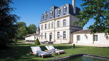 Enceinte de lâhĂ©bergement