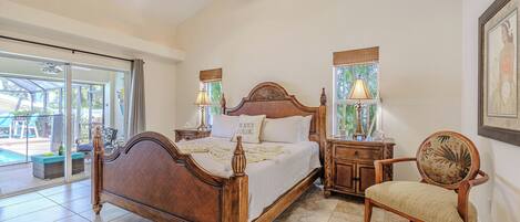 4 soverom, strykejern/-brett, reiseseng for barn og wi-fi (inkludert)