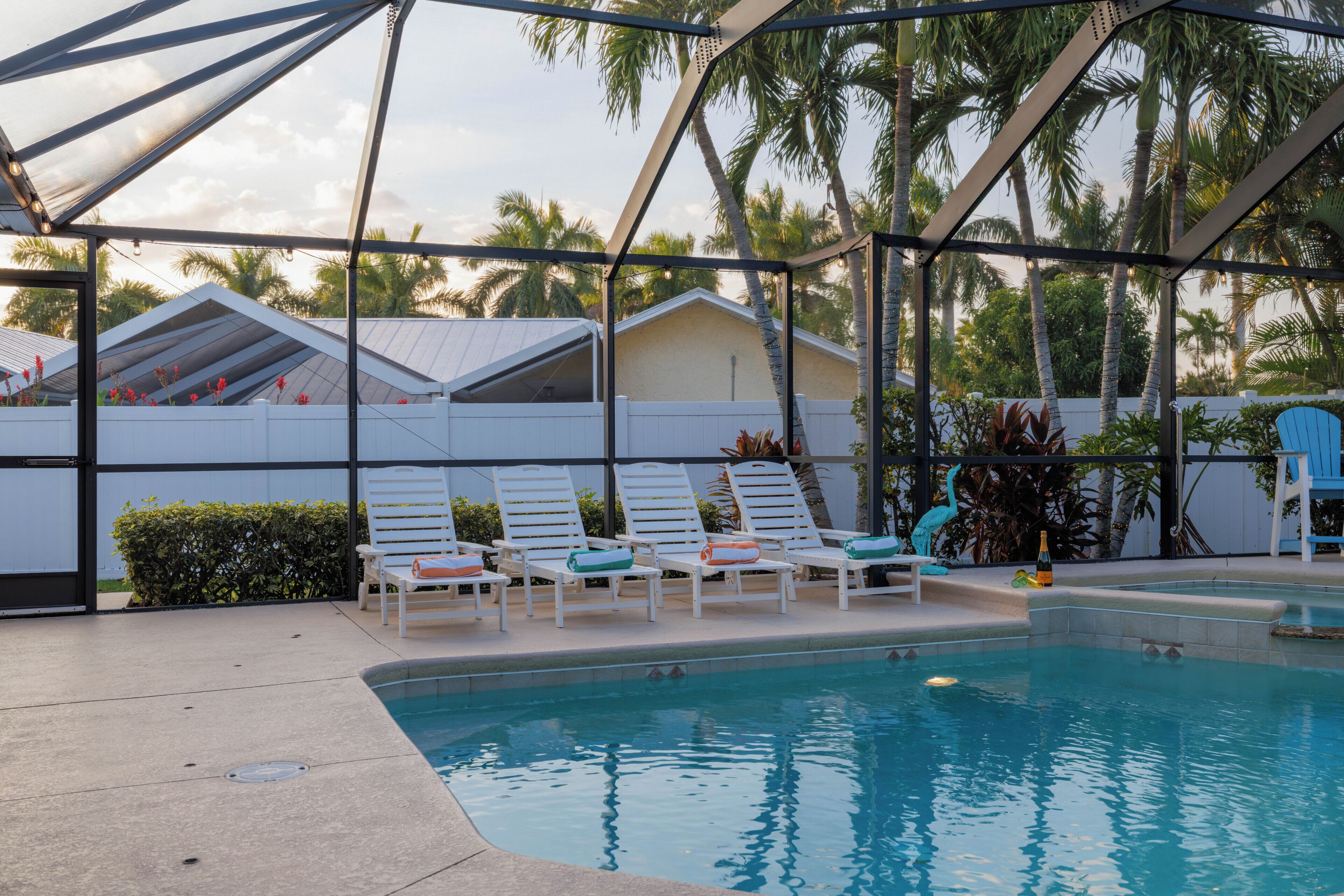 Een verwarmd zwembad