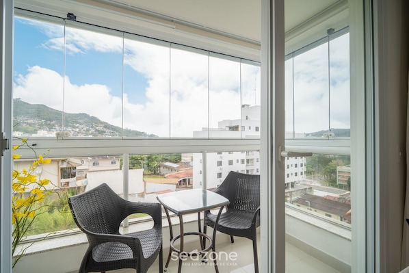 Apartemen Basic | Interior