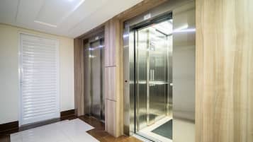 Basic Apartment | Interior
