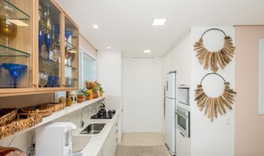 Basic Apartment | Private kitchen