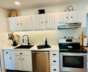 Microwave, oven, stovetop, dishwasher