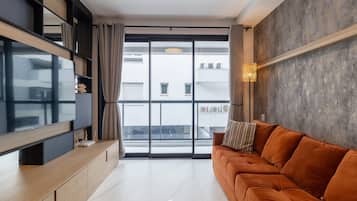 Basic Apartment | Living area