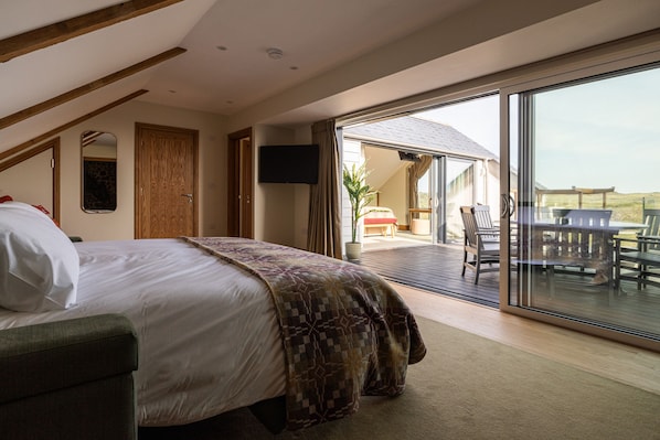 Individually decorated, individually furnished, free WiFi - Trevean (Helston)