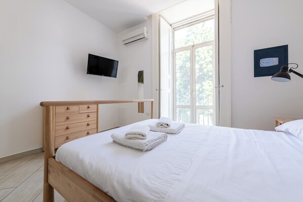 3 bedrooms, free WiFi, bed sheets