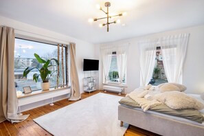 2 chambres, fer et planche à repasser, Wi-Fi, draps fournis