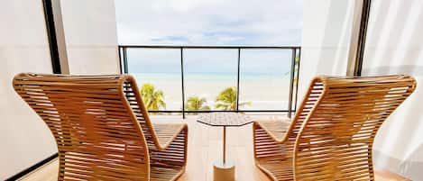 Luxury-Apartment, 1 Queen-Bett | Strand-/Meerblick