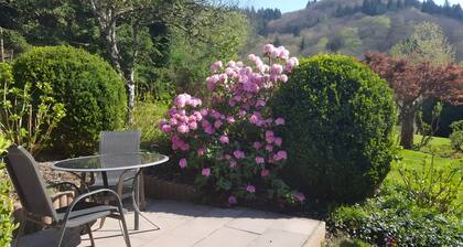Maison de vacances 'HÀusle' : vue panoramique, terrasse privée, balcon couvert, Wi-Fi