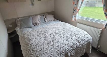 Lovely Caravan Number 96 Three Lochs Holiday Park