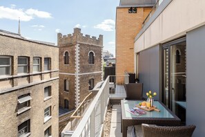 Exclusive Studio, Balcony, City View | Terrace/patio - City of London  Your Apartment (London)
