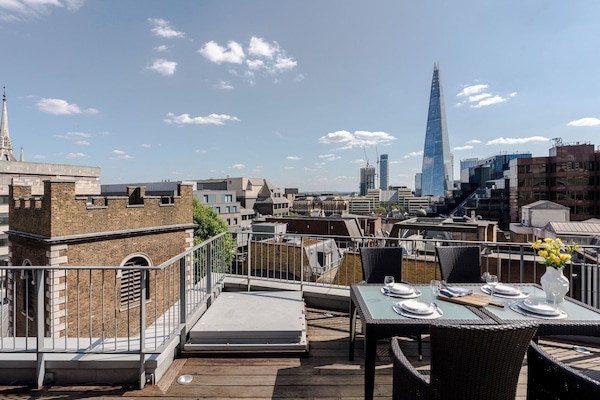 Luxury Penthouse, Balcony, City View