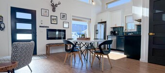Fire Pit Under the Stars |The Wayfarer Bungalow