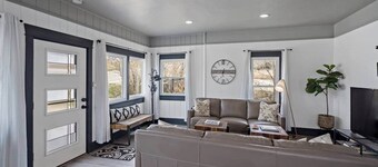 Quiet Spot w/ Fenced Yard |The Stardust Bungalow
