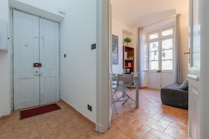 House | 1 bedroom