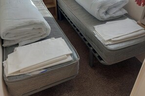 4 soverom, strykejern/-brett, wi-fi (inkludert) og sengetøy