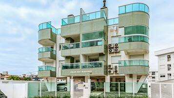 Apartamento básico | Fachada