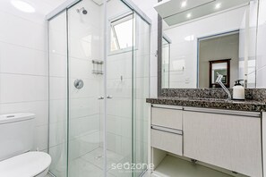 Bathroom - Lindo e Espacoso Apartamento nos Ingleses Sdo206 (Florianópolis)
