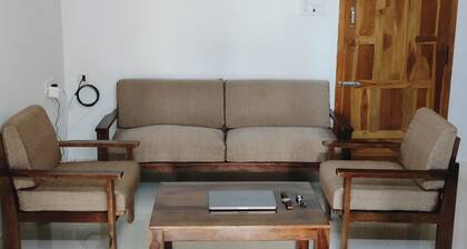 White Pearl Homestay - Fully Furnished Private Room