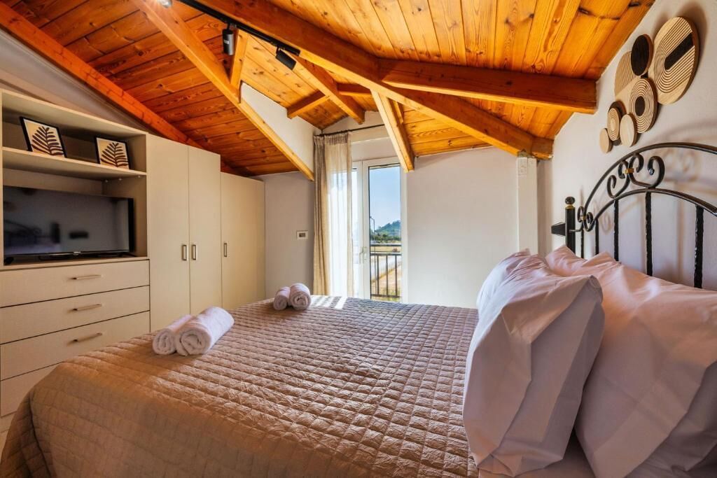 Classic Apartment, Balcony | In-room safe, blackout drapes, soundproofing, iron/ironing board