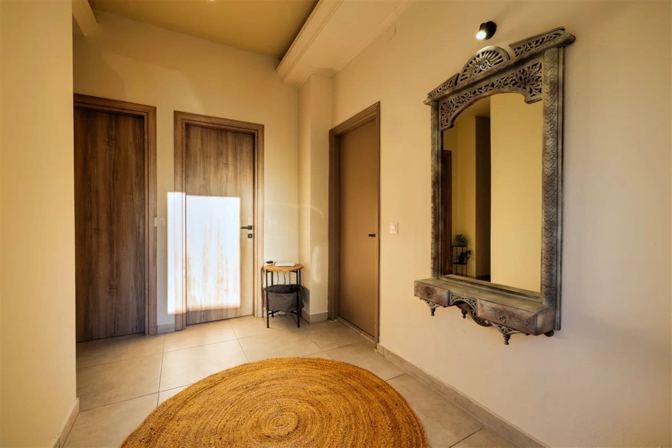 Comfort Apartment, City View | Living area | Flat-screen TV