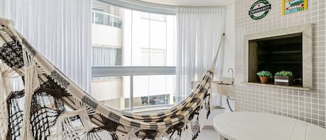 Basic Apartment | Interior