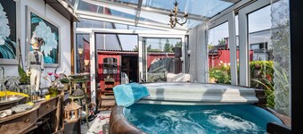 Apartamento 'Kleine Oase Stuhr en Container E G' con terraza, jardín y Wi-Fi compartidos