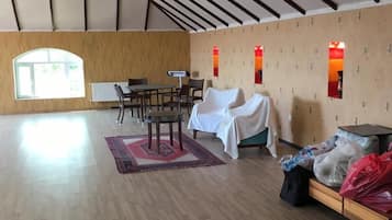 Desk, laptop workspace, free cots/infant beds, free WiFi