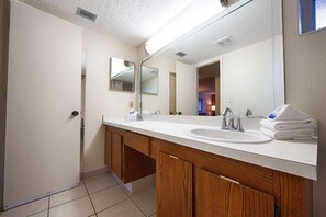 Hair dryer, towels