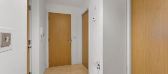 Sleek York Getaway - Pool Table - Free Parking