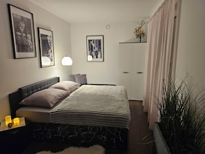 1 bedroom, iron/ironing board, free WiFi, bed sheets